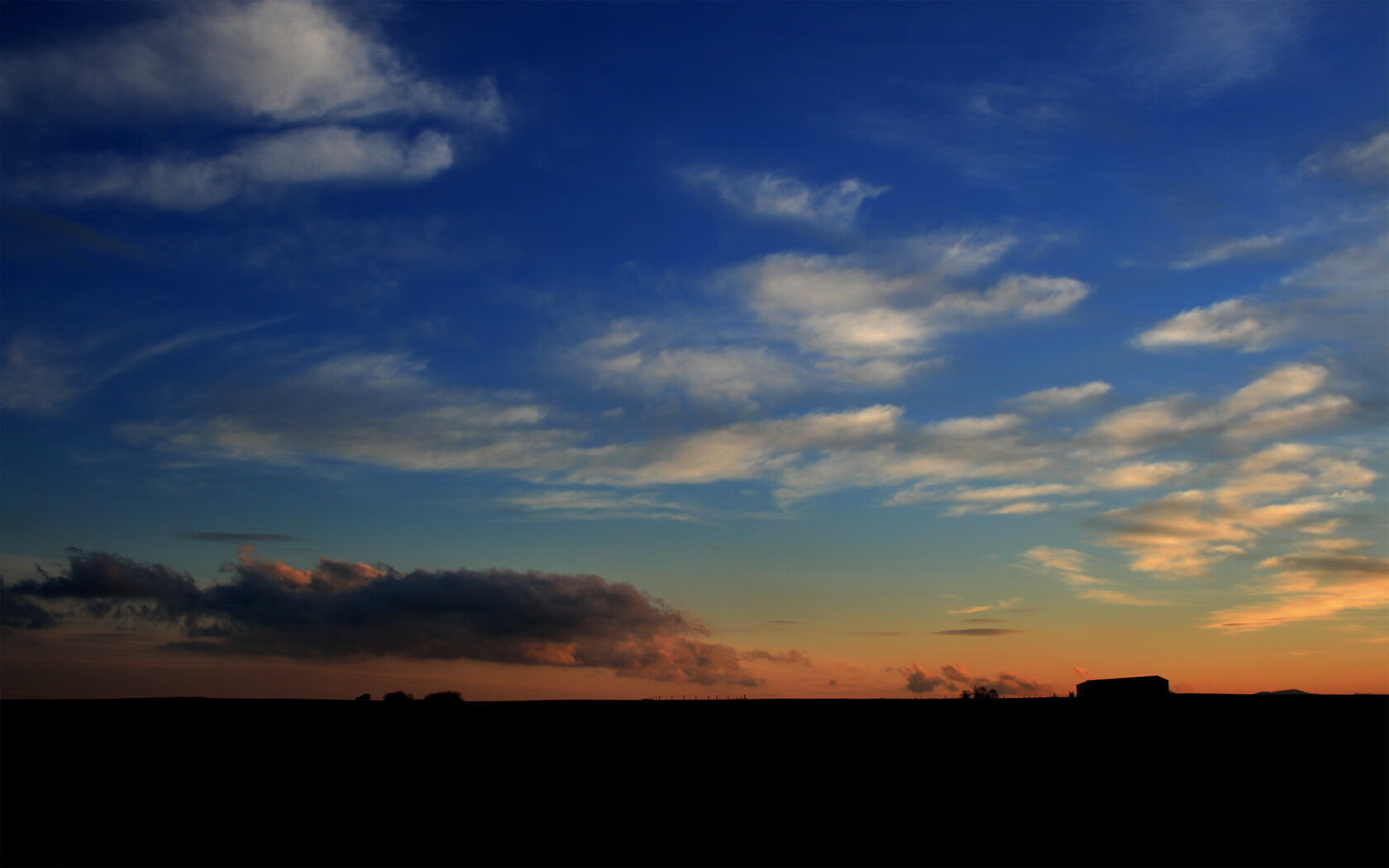 瓦拉多利德遭遇双杀，主帅下课球队重塑信心，瓦拉多利德对莱万特