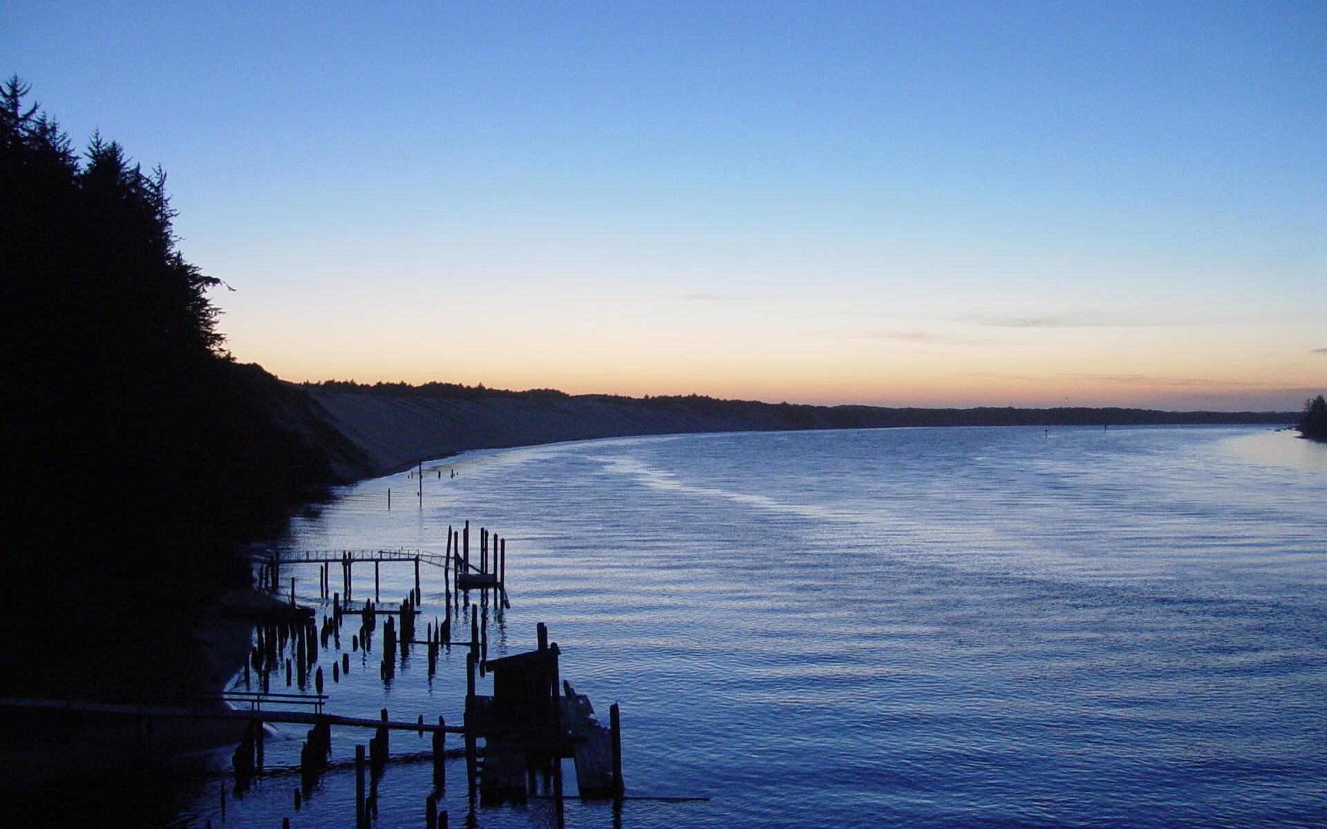 世界杯预选赛中国足球战败 球迷希望更换战术体系,足球世界杯预选赛中国队战绩